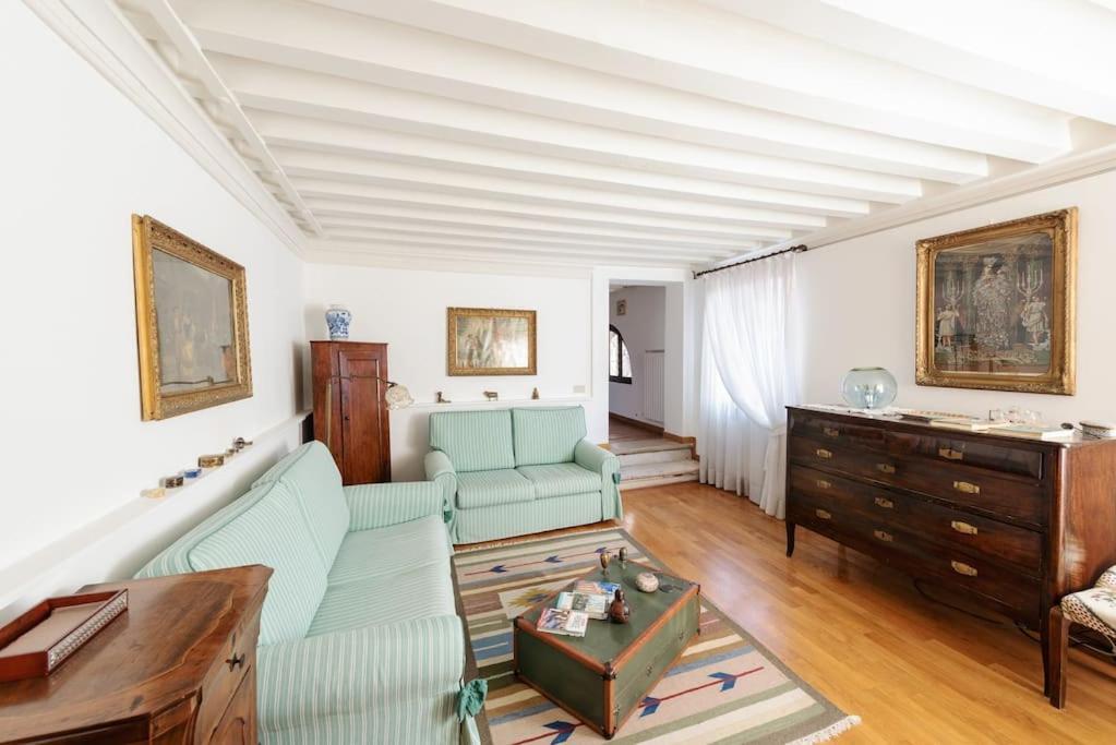 Walk On The Water ✧ 5 Minutes To Rialto Bridge Apartment Venice Exterior photo